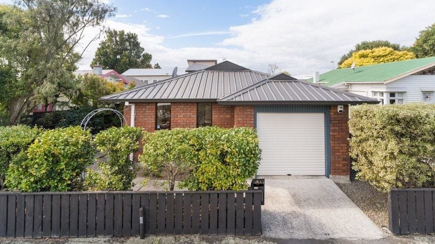 3A Marne Street, Hokowhitu, Palmerston North - Carousel 1