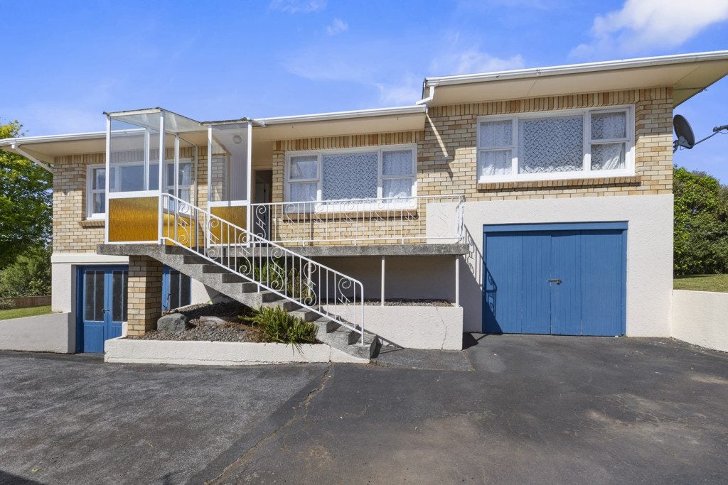 21 Junction Street, Welbourn, New Plymouth - Carousel 19