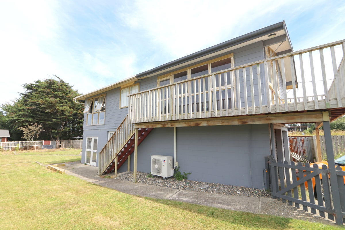 77 Weka Street, Waikiwi, Invercargill - Carousel 1