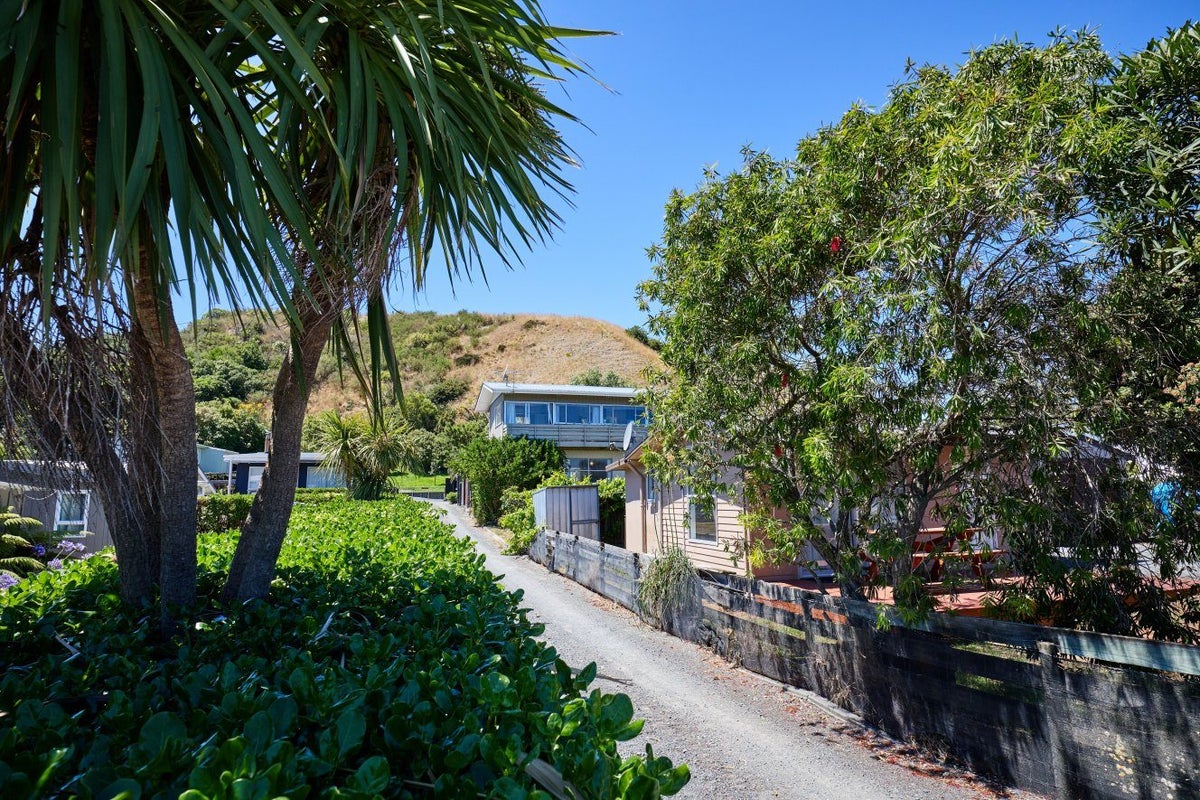 137A South Bay Parade, South Bay, Kaikoura - Carousel 2