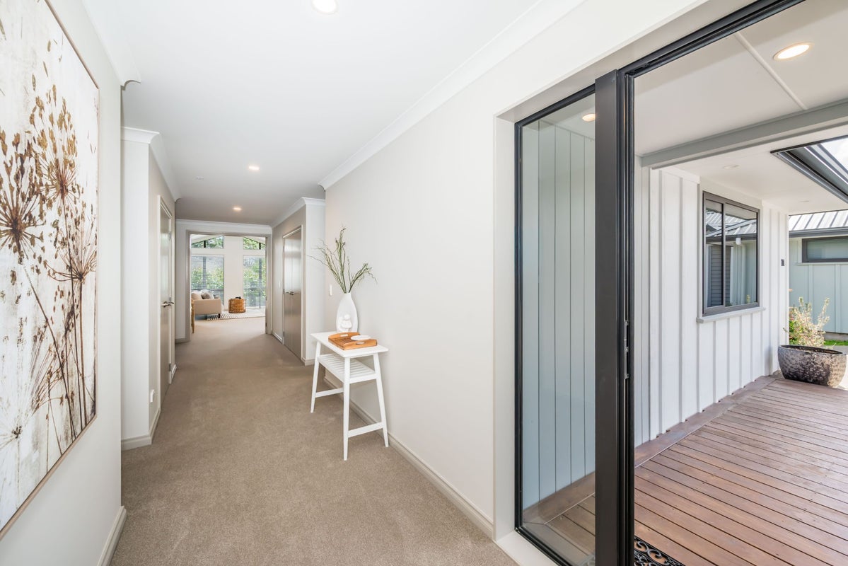 128A Main Road, Waikanae, Kapiti Coast, Wellington - Carousel 2