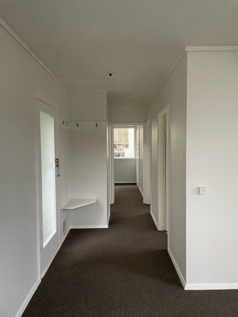 28 Garden Road, Northland, Wellington - Carousel 2