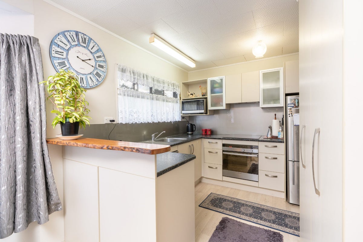 168 Fairway Drive, Te Kamo, Whangarei - Carousel 2