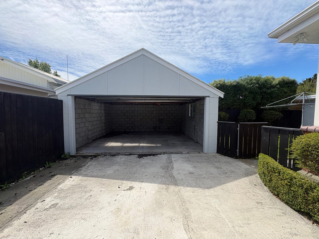 205 Centaurus Road, Saint Martins, Christchurch - Carousel 13