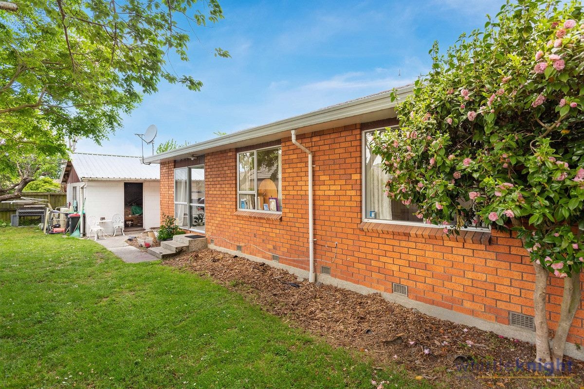2/23 Brougham Street, Addington, Christchurch - Carousel 13