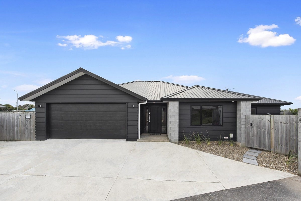 98 Tramway Road, Ruakura, Hamilton - Carousel 1