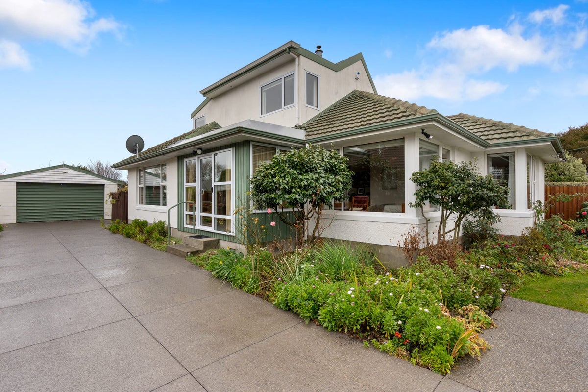 6 Haslett Place, Upper Riccarton, Christchurch - Carousel 1