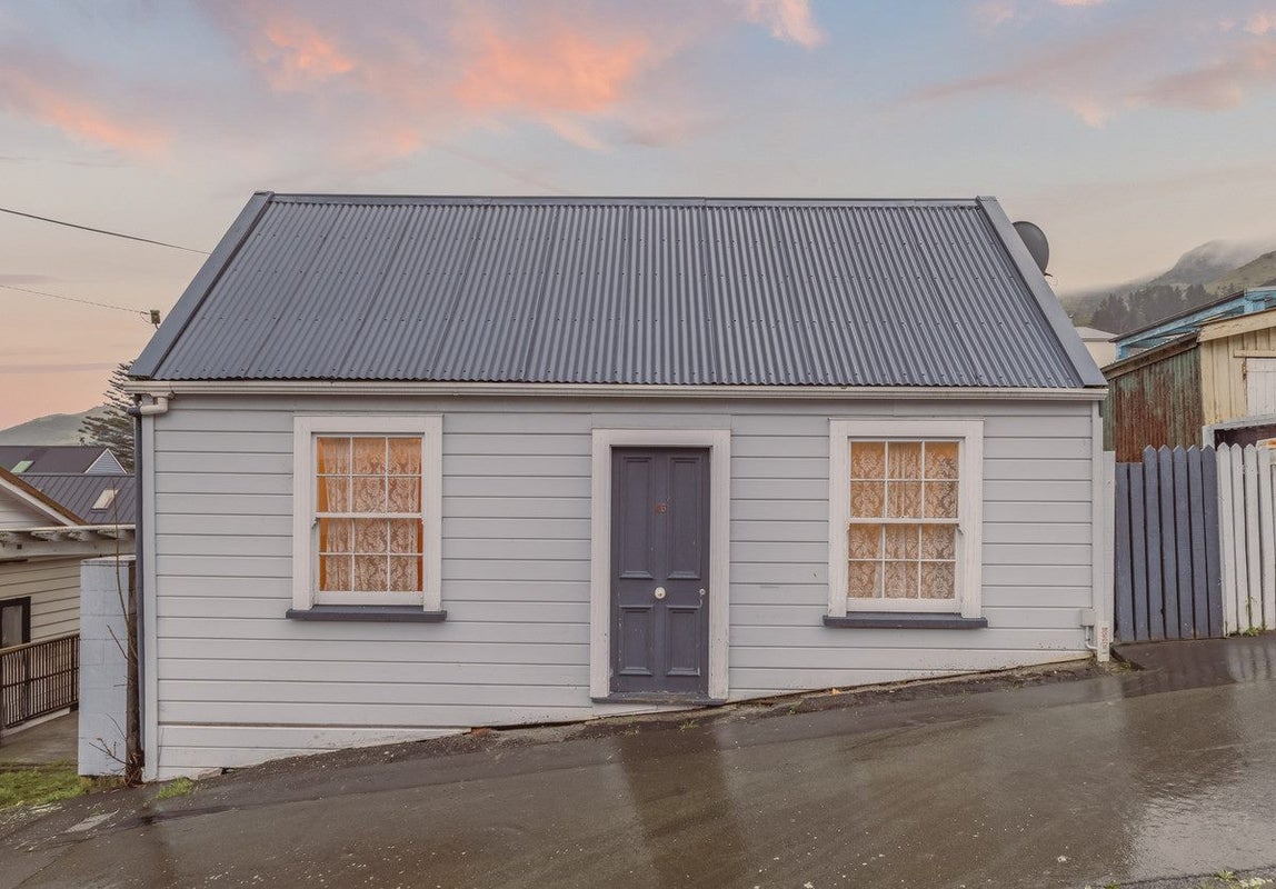 45 Oxford Street, Lyttelton, Lyttelton - Carousel 1