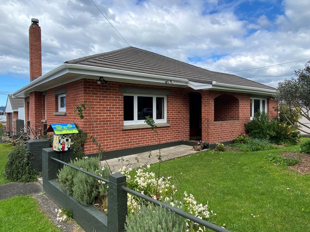 1 Fifth Avenue, Avenues, Whangarei - Carousel 1