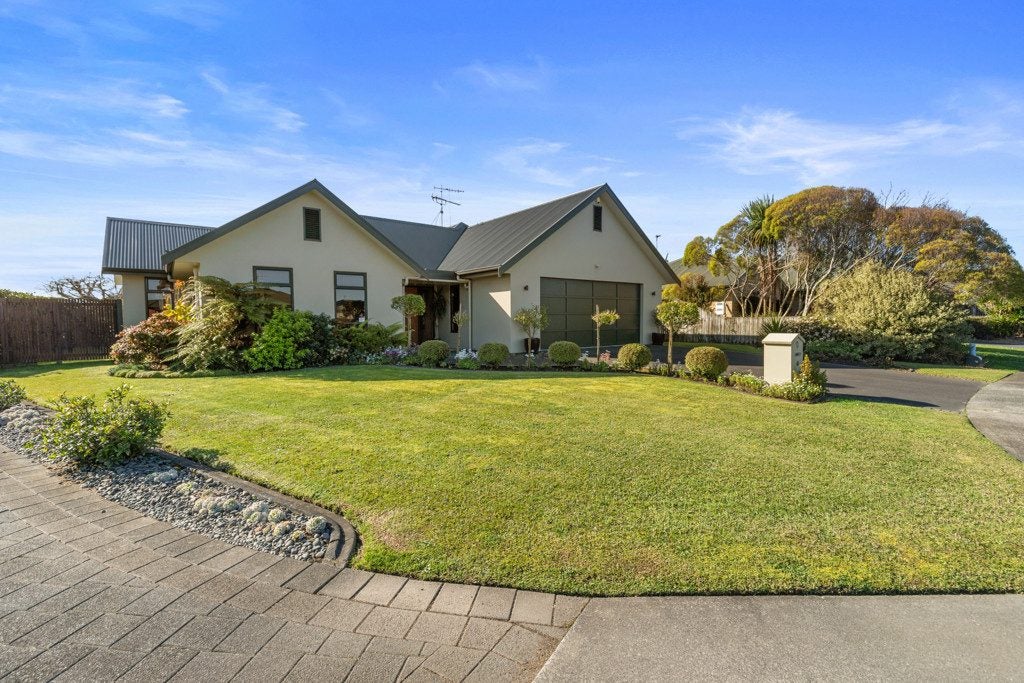 40 Cranbrook Place, Rototuna North, Hamilton - Carousel 18