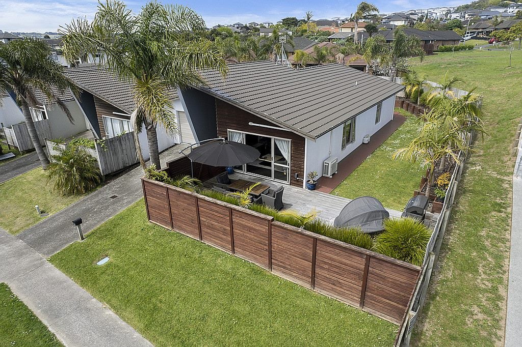 55 Aspiring Avenue, Flat Bush, Auckland - Carousel 1