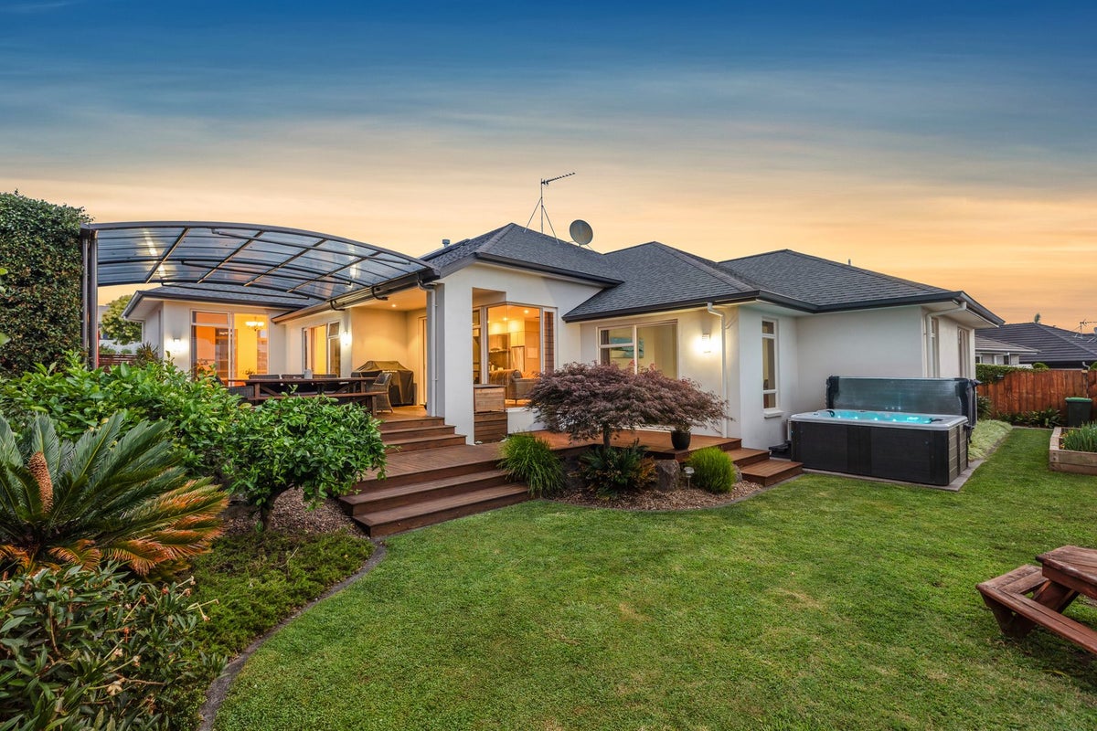 39 Balmedie Ridge, Bethlehem, Tauranga - Carousel 1