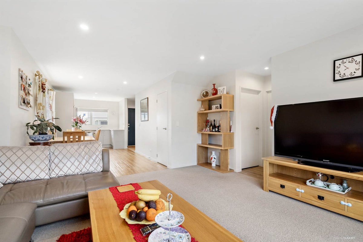 1 Apple Orchard Way, Sunnyvale, Auckland - Carousel 2
