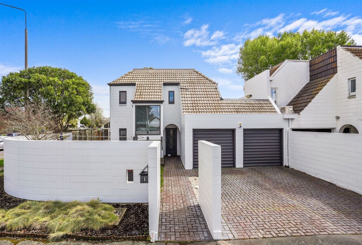 1 Farnham Place, Ilam, Christchurch - Carousel 1