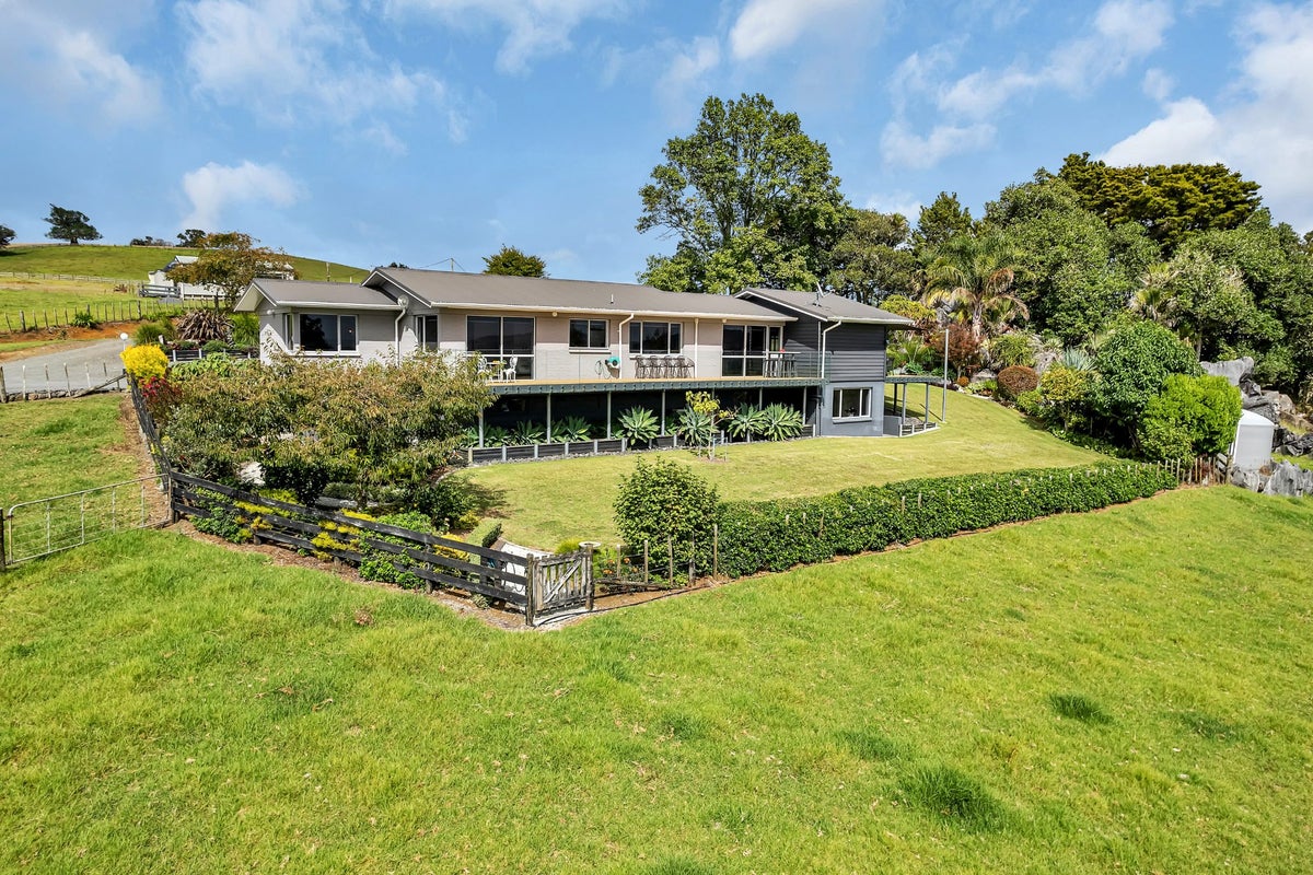445 Pipiwai Road, Whangarei - Carousel 2
