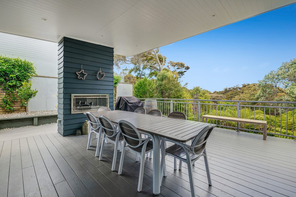20 Montpellier Heights, Arkles Bay, Whangaparaoa - Carousel 2
