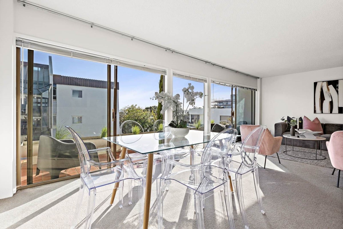 10/67 Sarsfield Street, Herne Bay, Auckland - Carousel 1