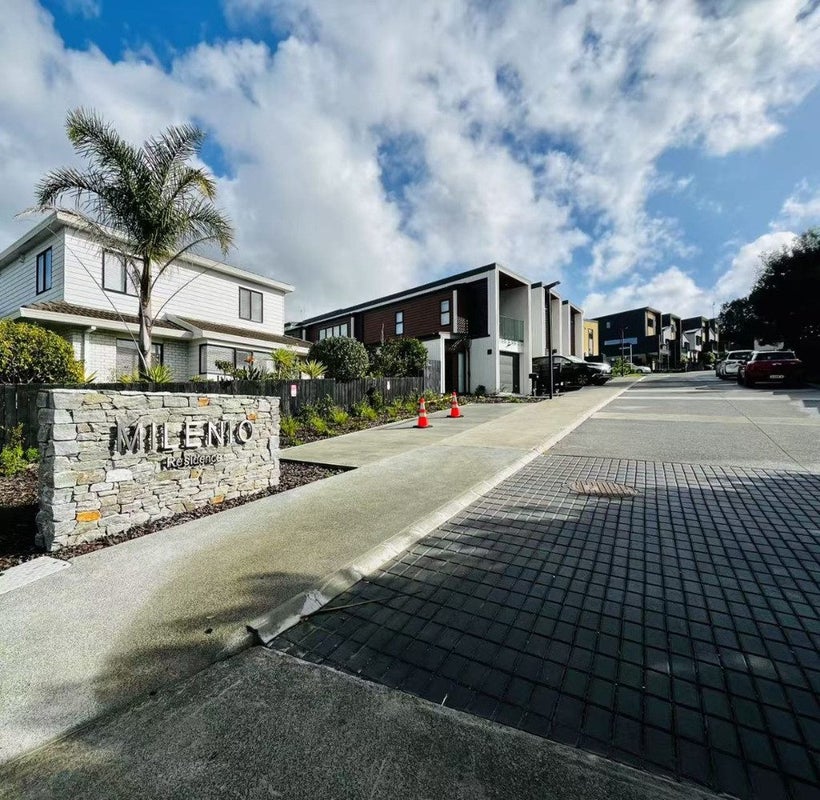 21 Monstedt Terrace, Windsor Park, Auckland - Carousel 29