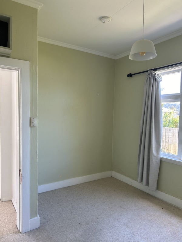 7 Salisbury Terrace, Mount Cook, Wellington - Carousel 2