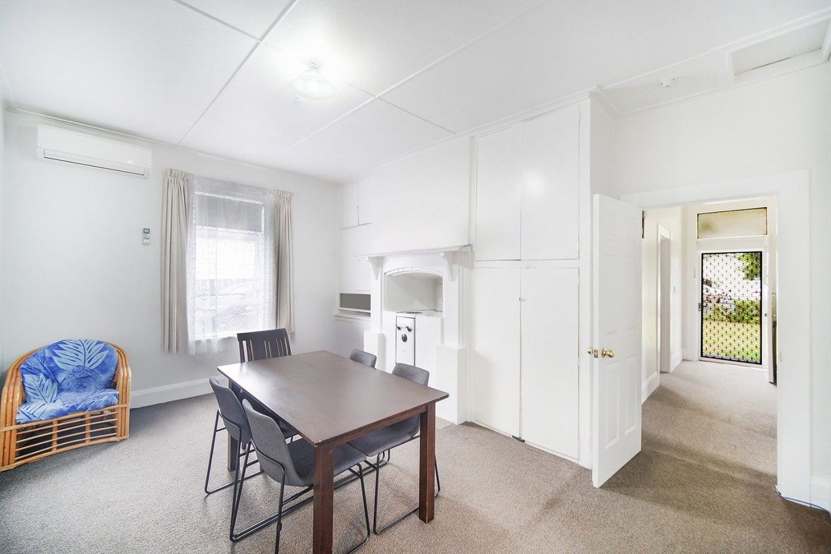 32 Awa Street, Otahuhu, Auckland - Carousel 2