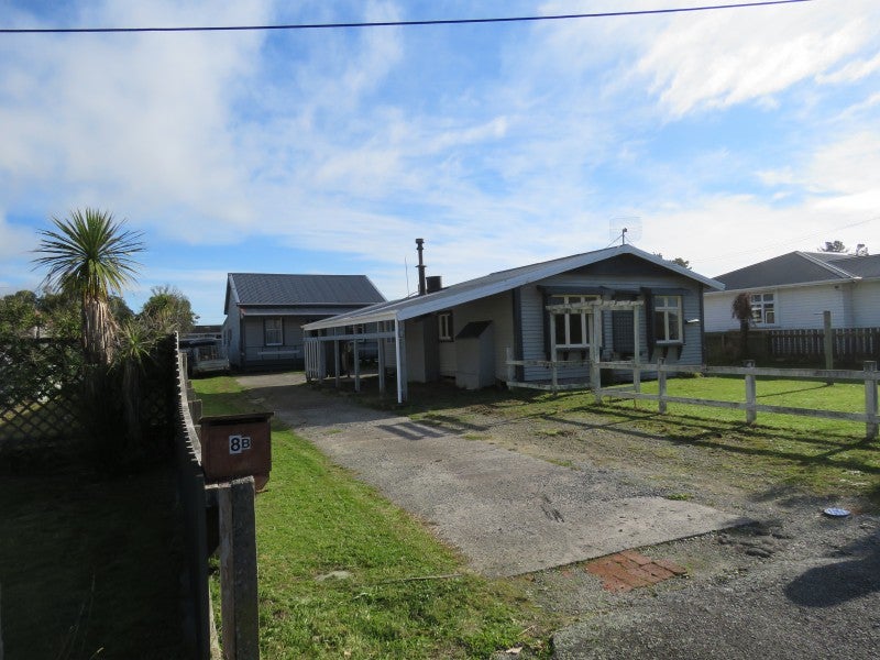 8A Derby Street, Westport, Westport - Carousel 1