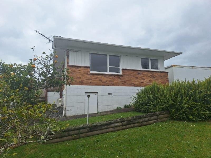 0 Willoughby Street, Halcombe, Halcombe - Carousel 1