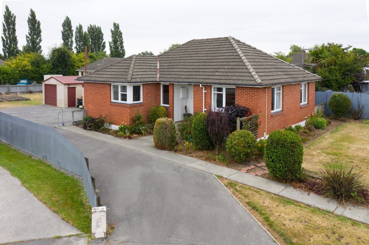1 Pratley Crescent, Hampstead, Ashburton - Carousel 1