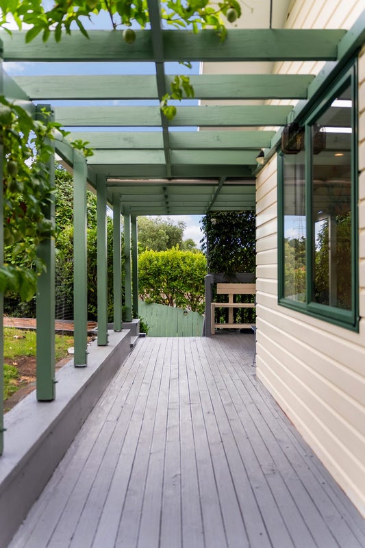 13 Longview Rise, Massey, Auckland - Carousel 14