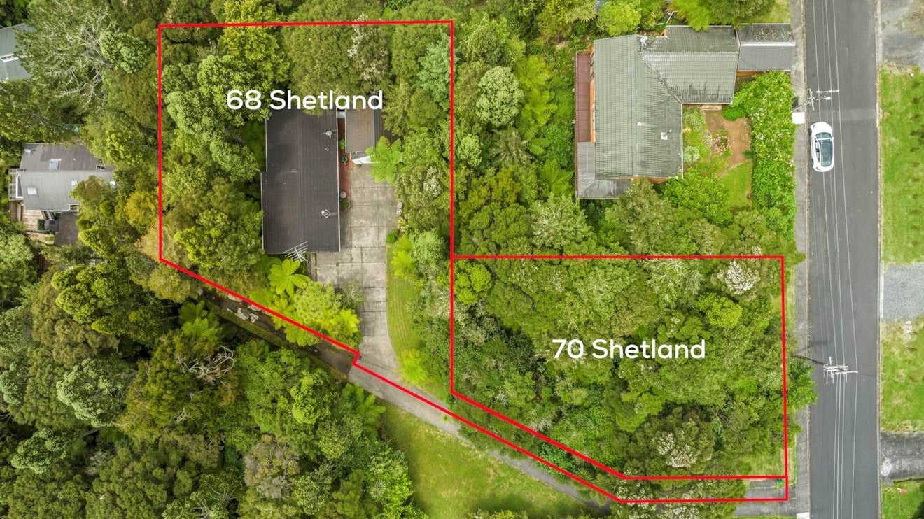 70 Shetland Street, Glen Eden, Auckland - Carousel 1