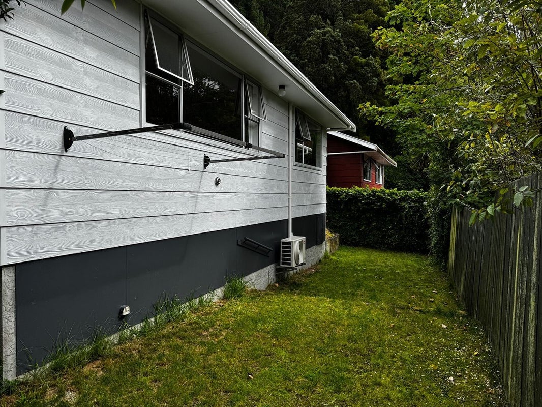 1/462 Stokes Valley Road, Stokes Valley, Lower Hutt - Carousel 13