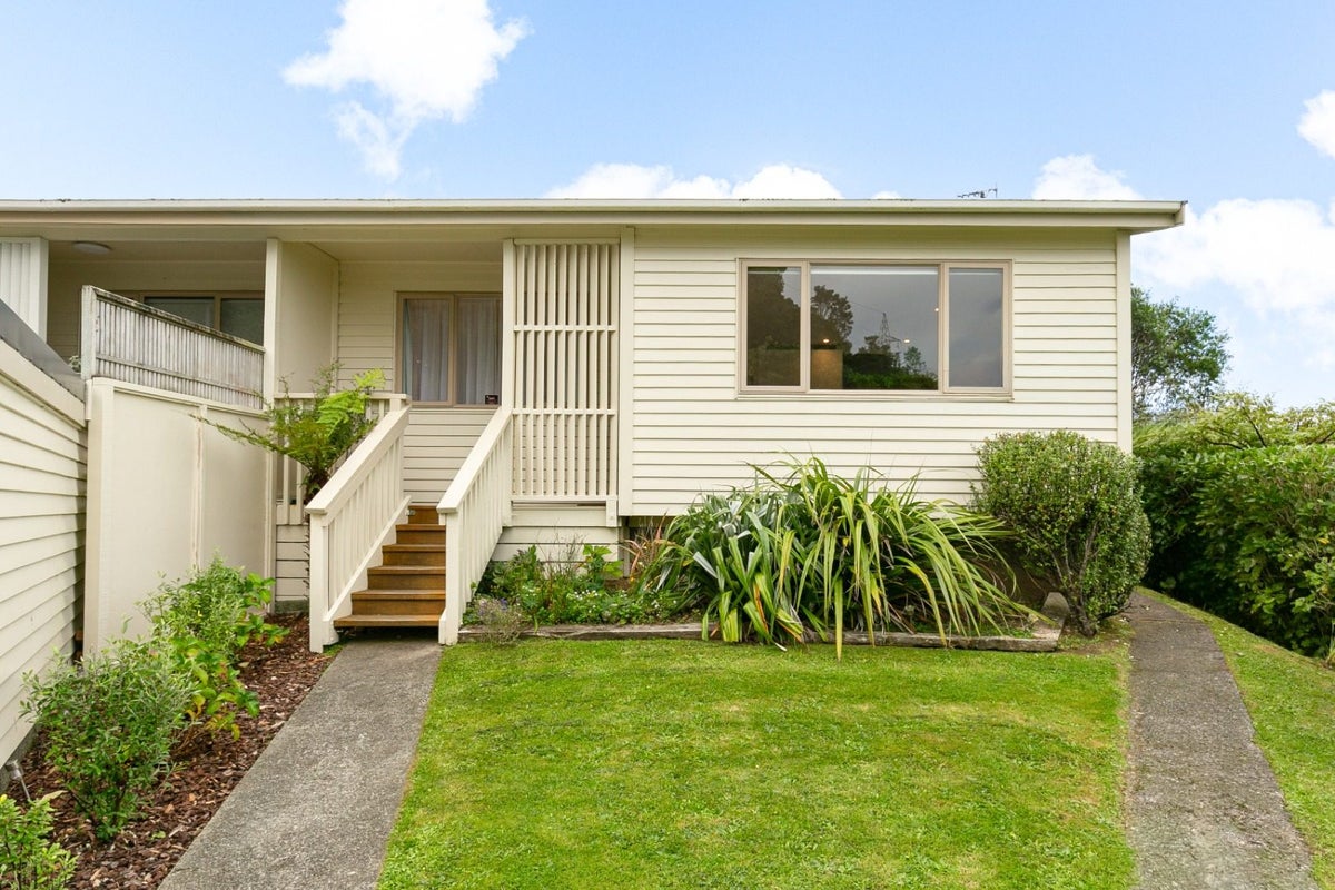 2A Downing Street, Crofton Downs, Wellington - Carousel 1