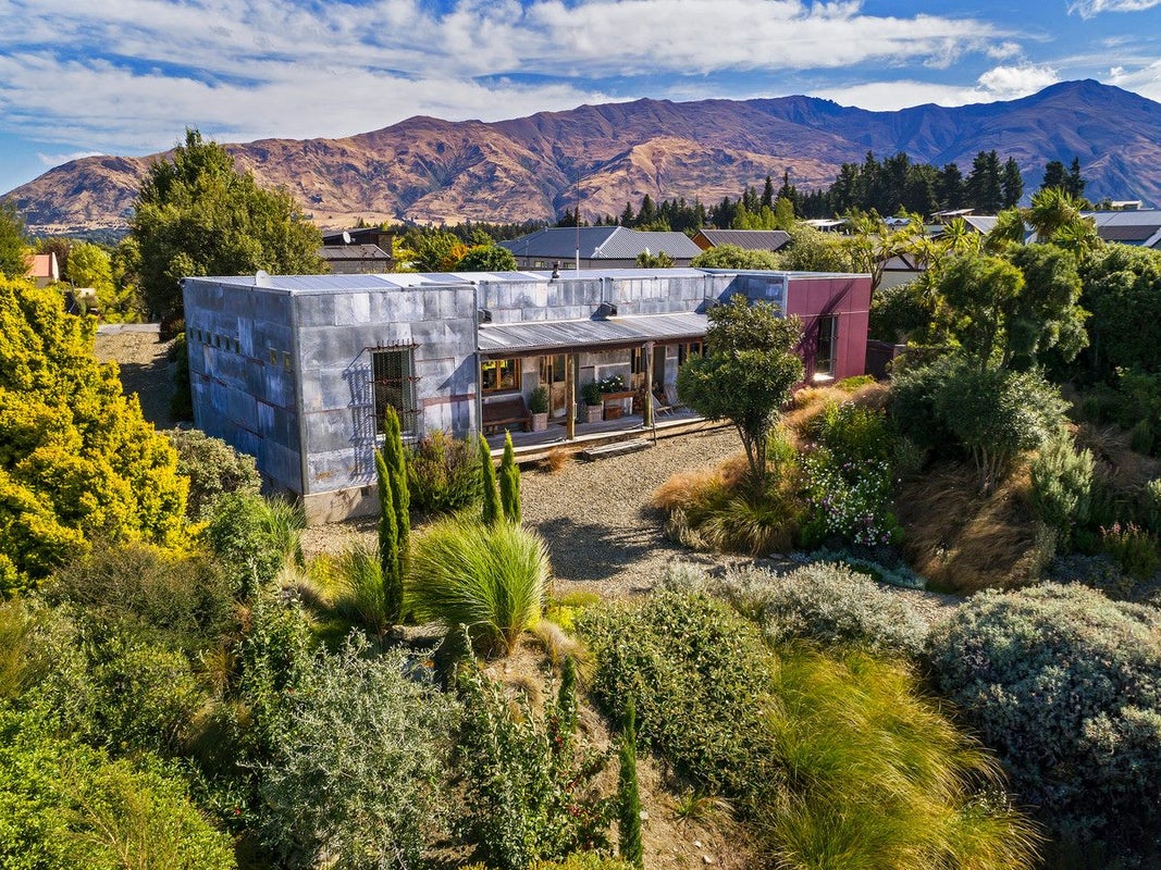 112 Mount Iron Drive, Wanaka - Carousel 1