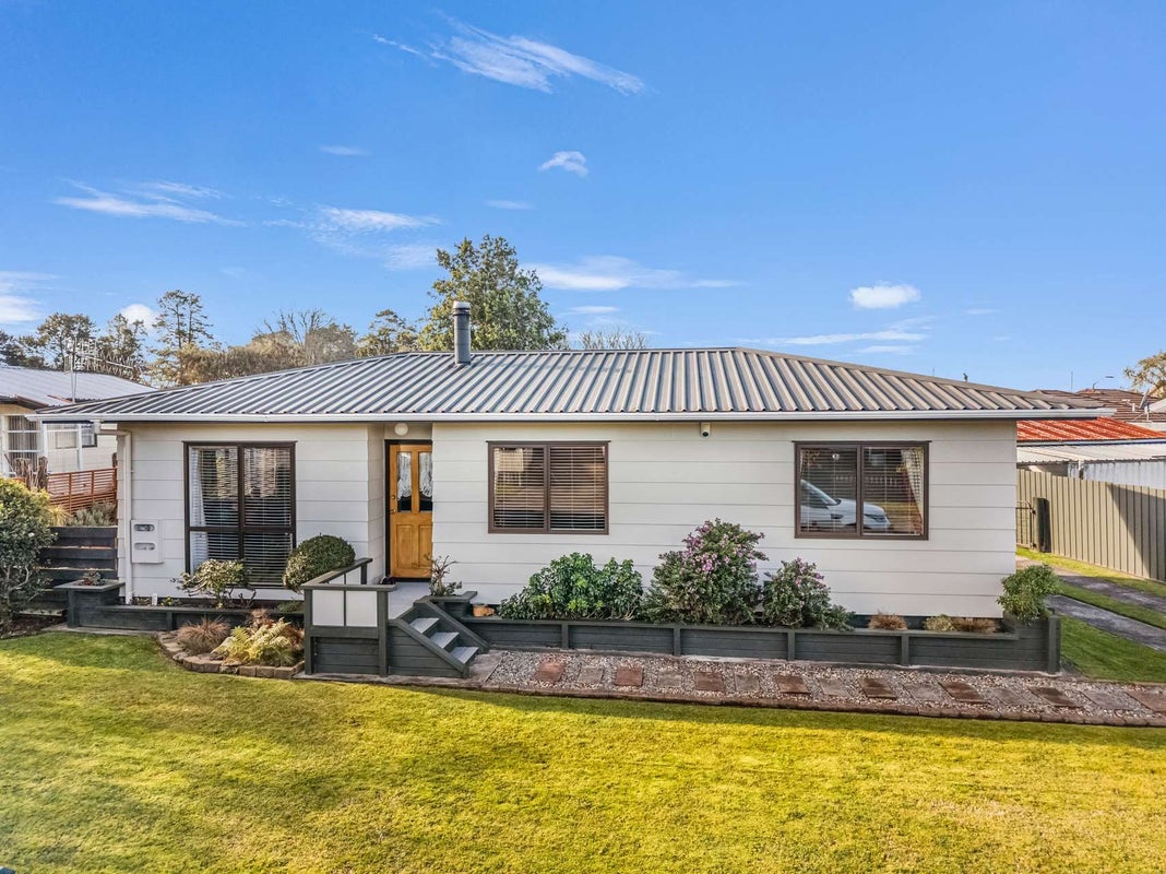 38 Landscape Drive, Ngongotaha, Rotorua, Bay Of Plenty - Carousel 1