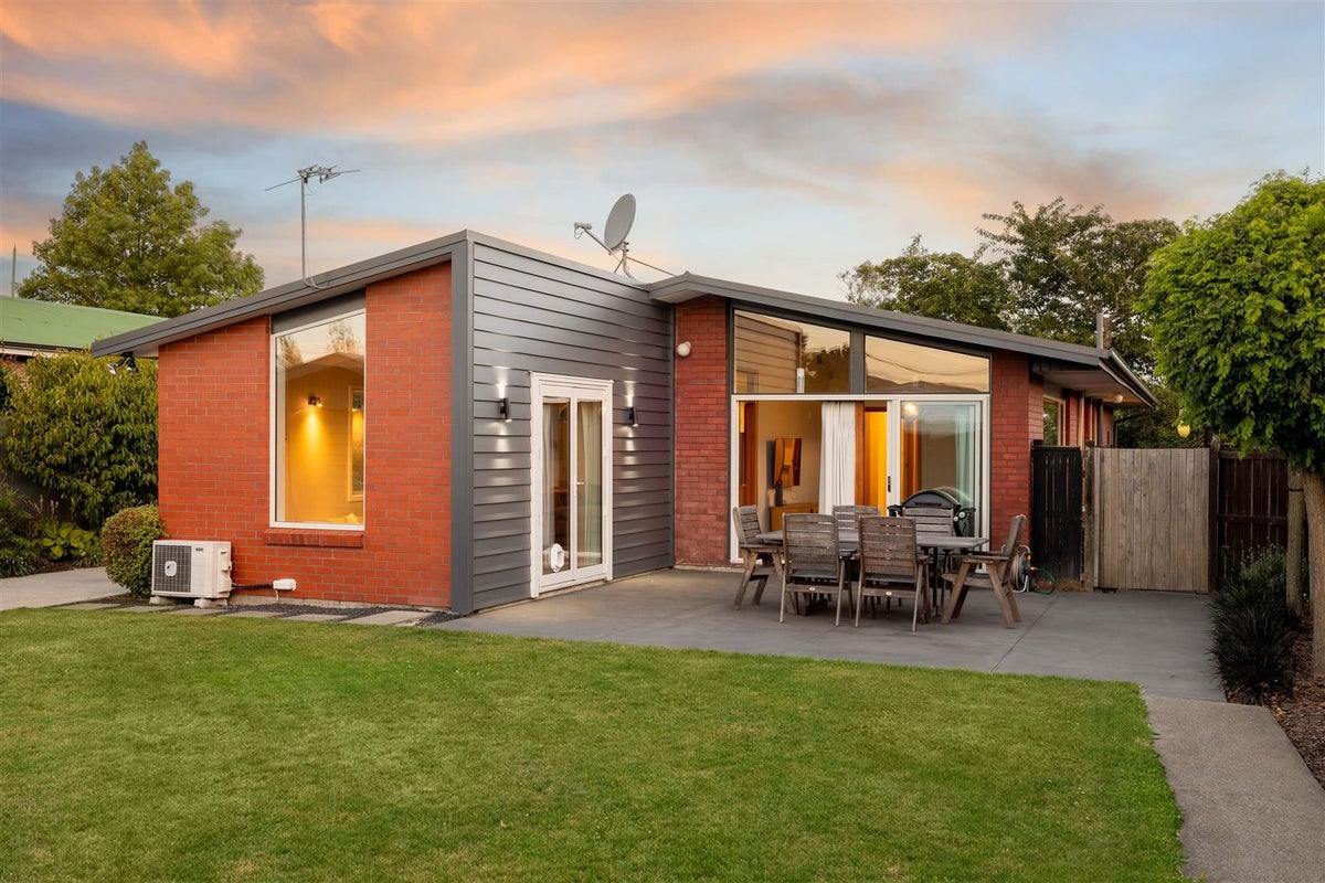 85 Mooray Avenue, Bishopdale, Christchurch - Carousel 2