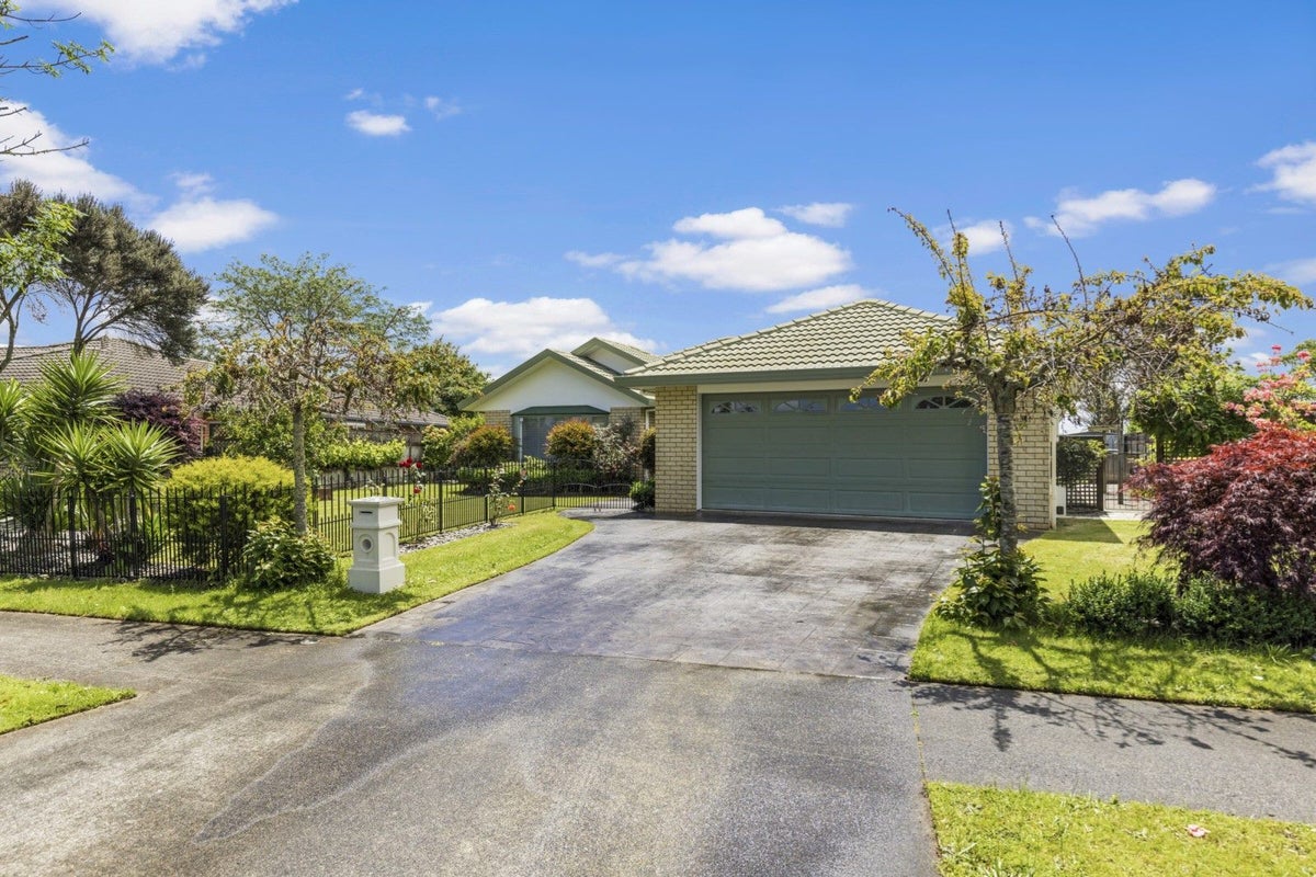 3 Waipuna Place, Rototuna, Hamilton - Carousel 21