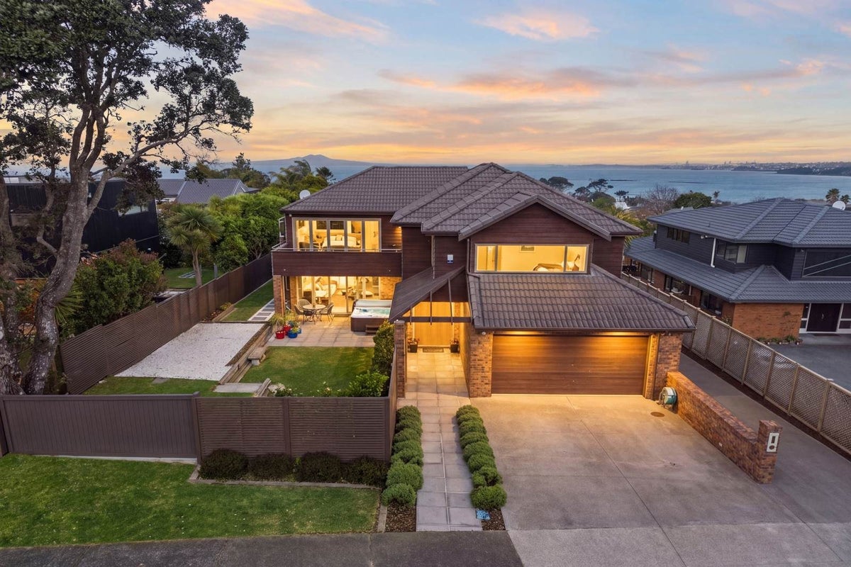 47 Auld Street, Torbay, North Shore City, Auckland - Carousel 1