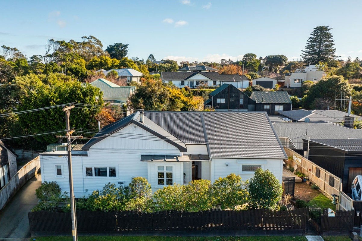 2C St Leonard Street, Saint Johns Hill, Whanganui, Manawatu / Whanganui - Carousel 1