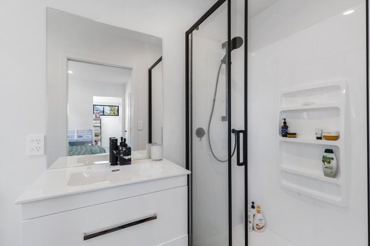 13 Cheviot Street, Jacks Point, Queenstown - Carousel 21