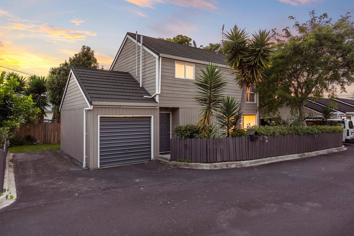 4/34 Eaglehurst Road, Ellerslie, Auckland - Carousel 1