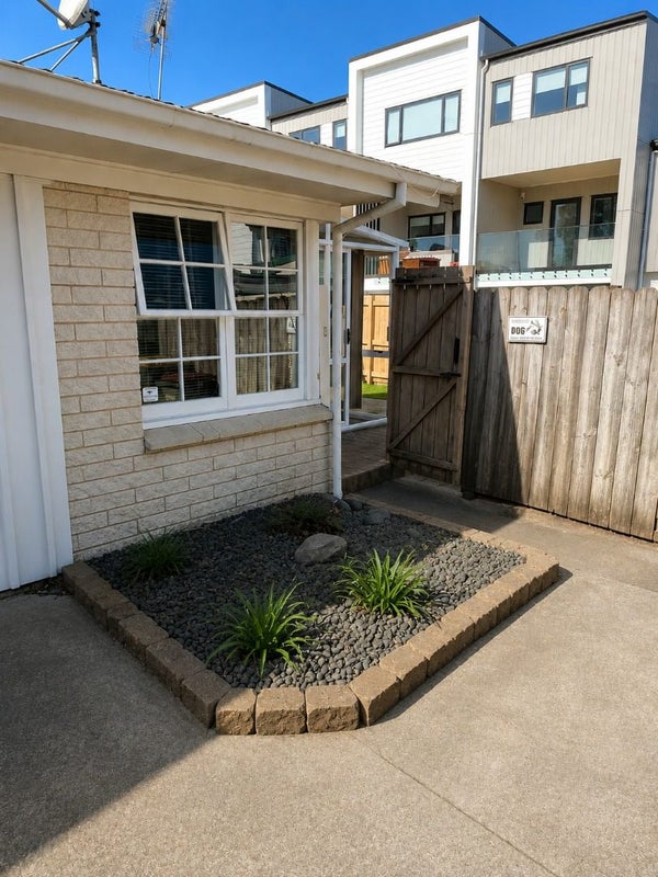 1/341 Pakuranga Road, Pakuranga Heights, Auckland - Carousel 13
