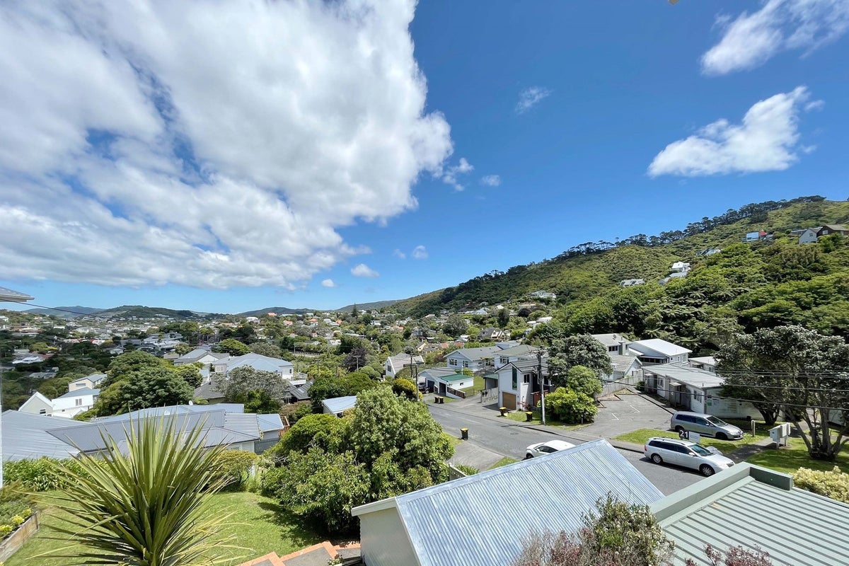 26 Omar Street, Khandallah, Wellington - Carousel 2