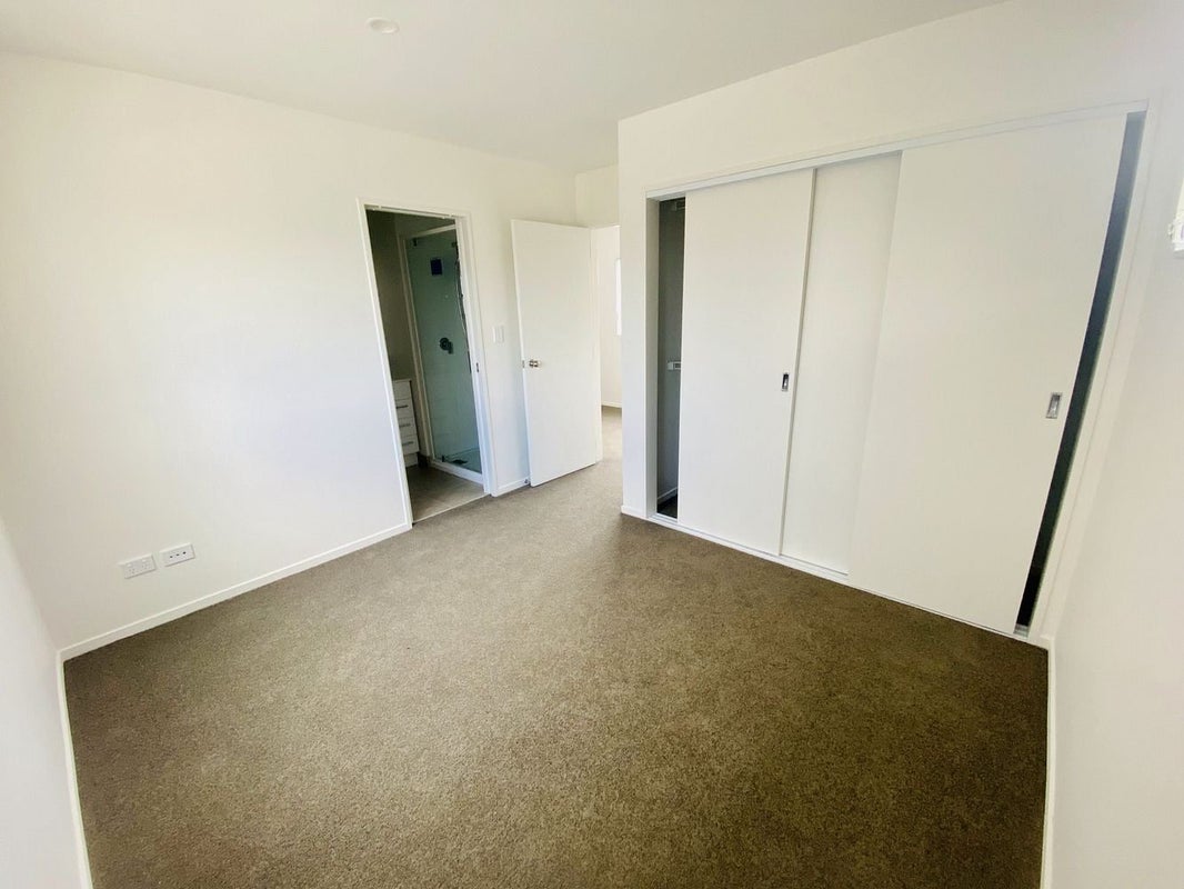 26 Black Beech Crescent, Takanini, Auckland - Carousel 7
