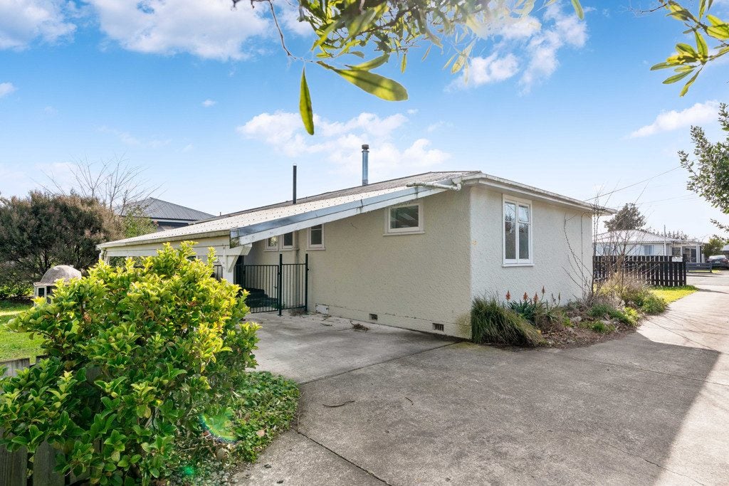 23 Kent Street, Carterton - Carousel 2