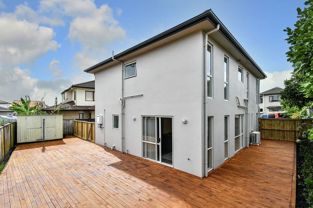 9 Bezar Place, Flat Bush, Auckland - Carousel 16