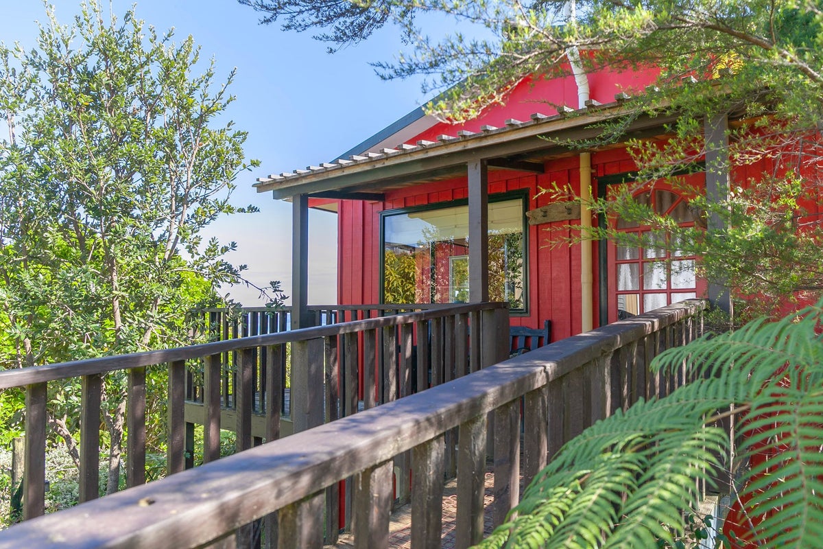 21 Falconer Road, Pohara - Carousel 1