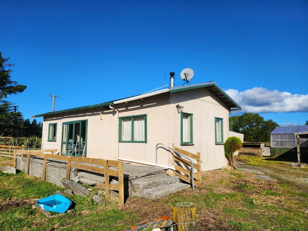 406 Taylorville Road, Coal Creek, Greymouth - Carousel 1