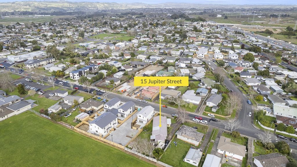 15 Jupiter Street, Rosehill, Papakura - Carousel 16