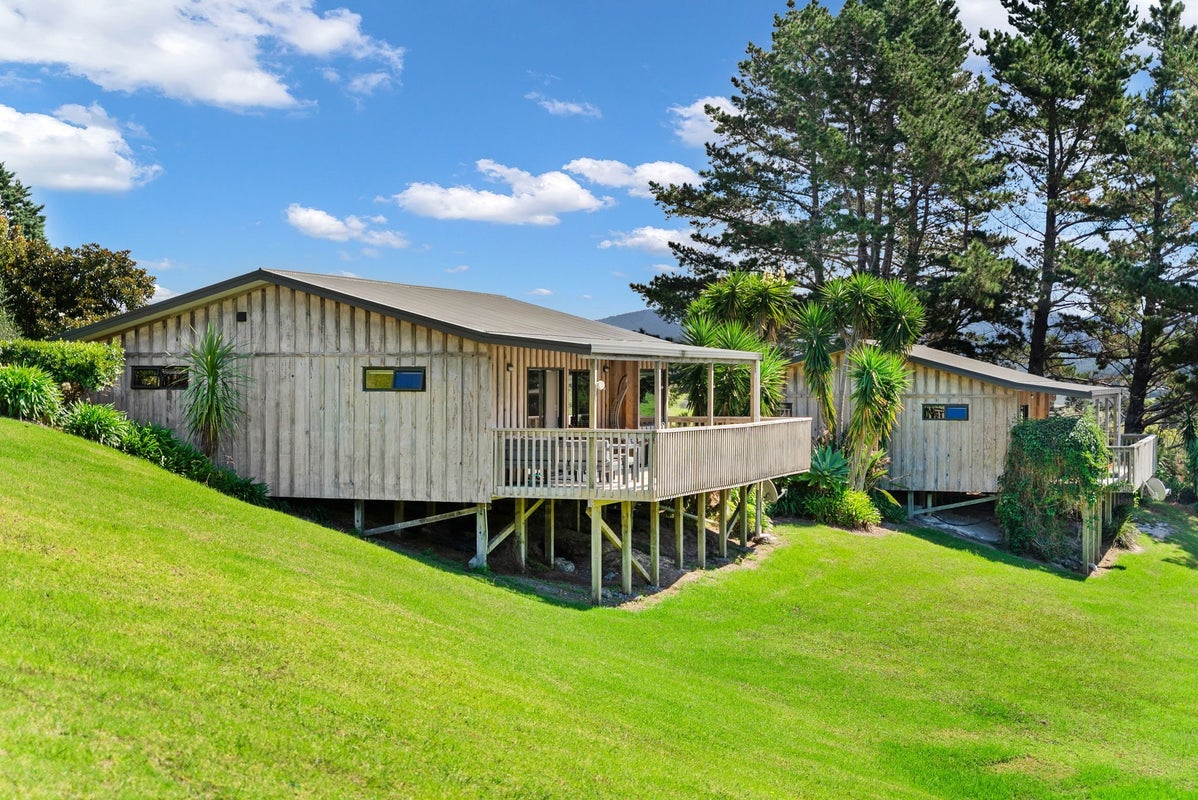 2188A Cove road, Mangawhai, Northland - Carousel 1