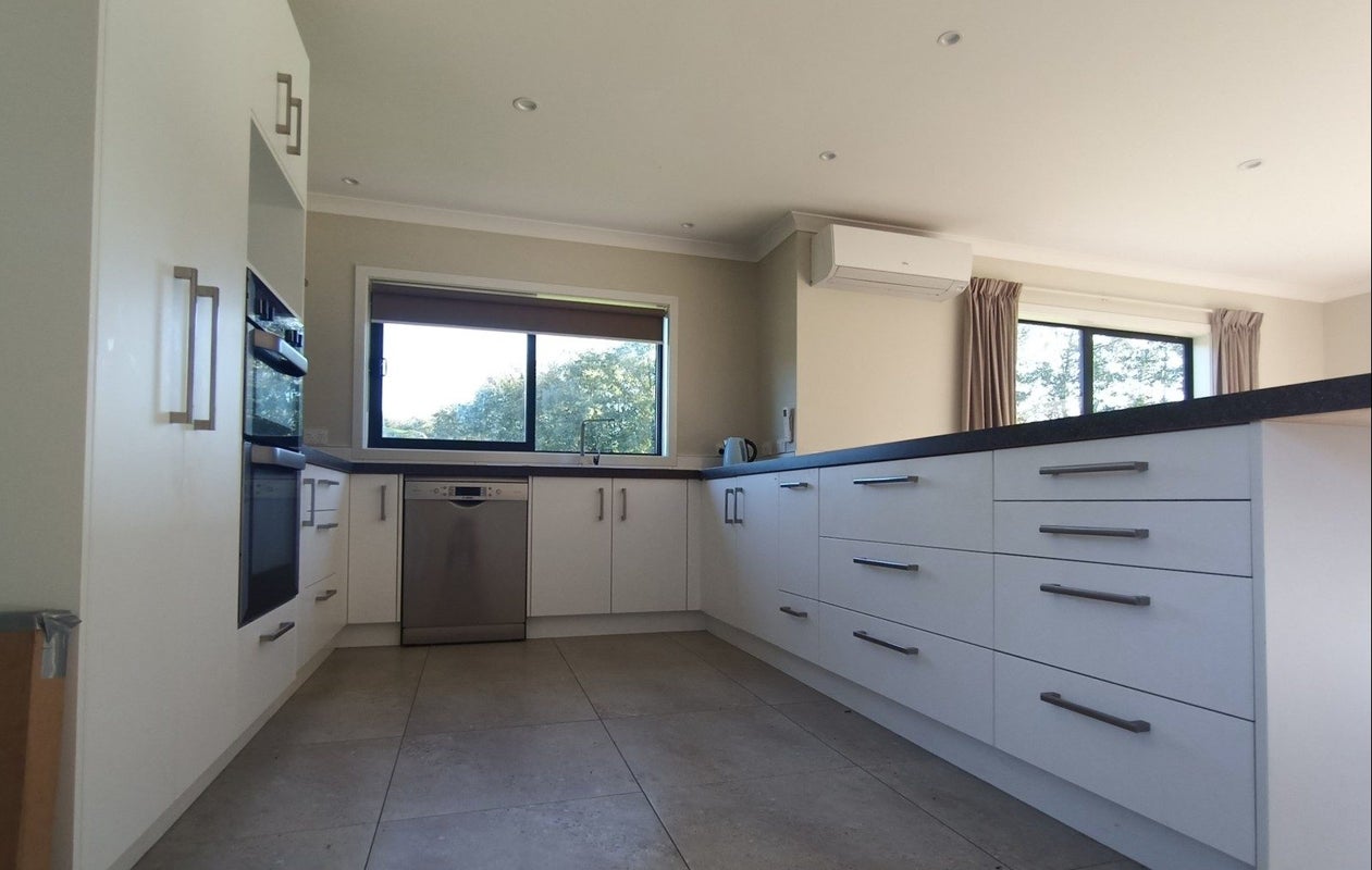 281 North Manakau Road, Manakau, Levin - Carousel 2