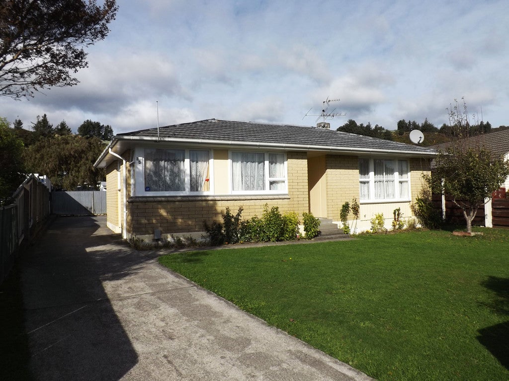 64 Hillside Drive, Maoribank, Upper Hutt - Carousel 1